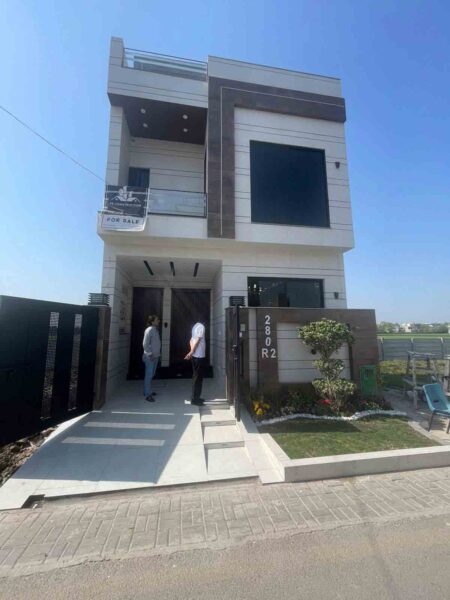 3 Marla House For Sale in Etihad Town Lahore